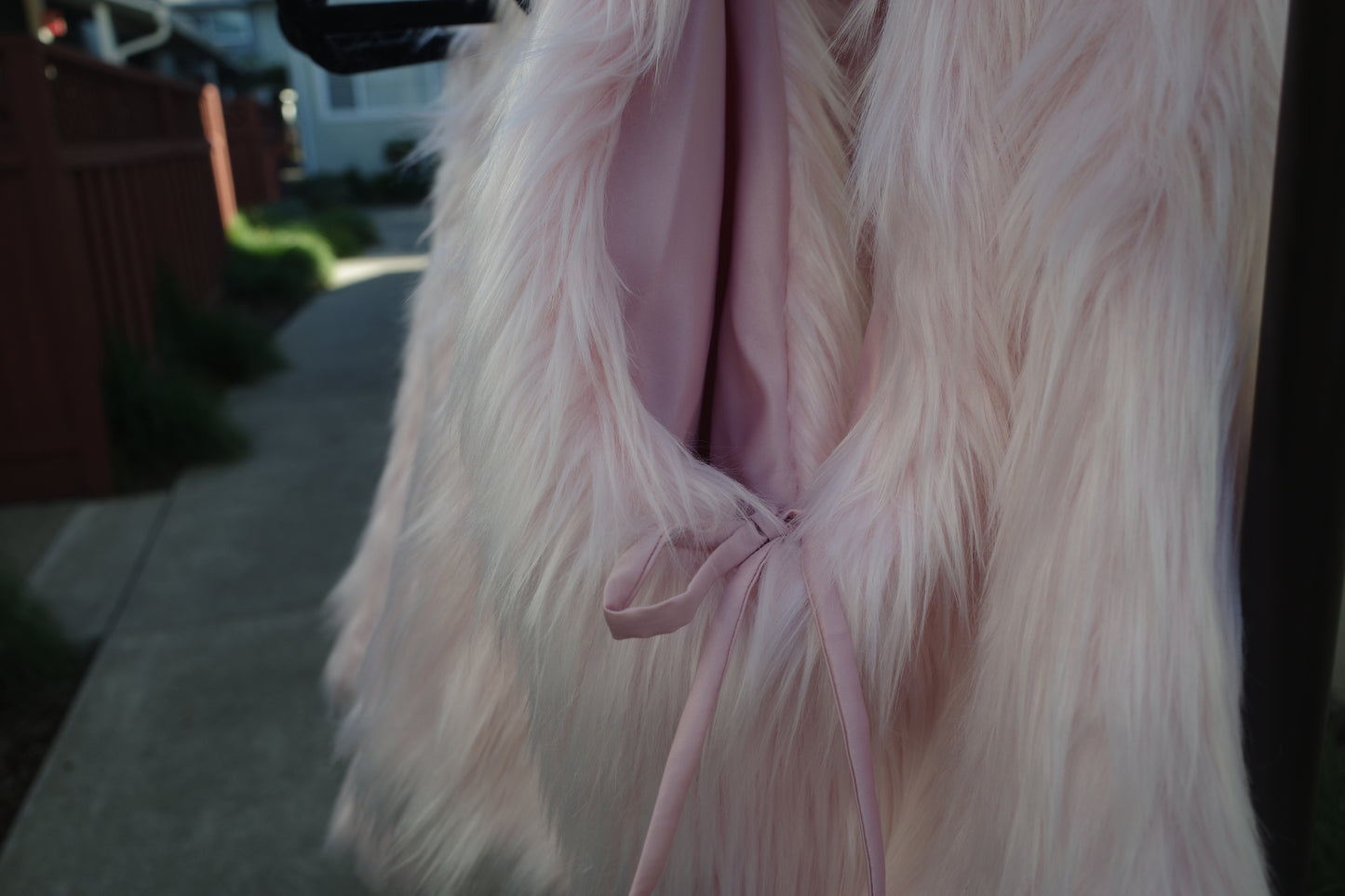 Carryall Fur Tote- Blush